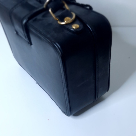 E collection - Picture 2 of 5